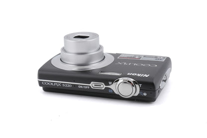 Nikon Coolpix S220