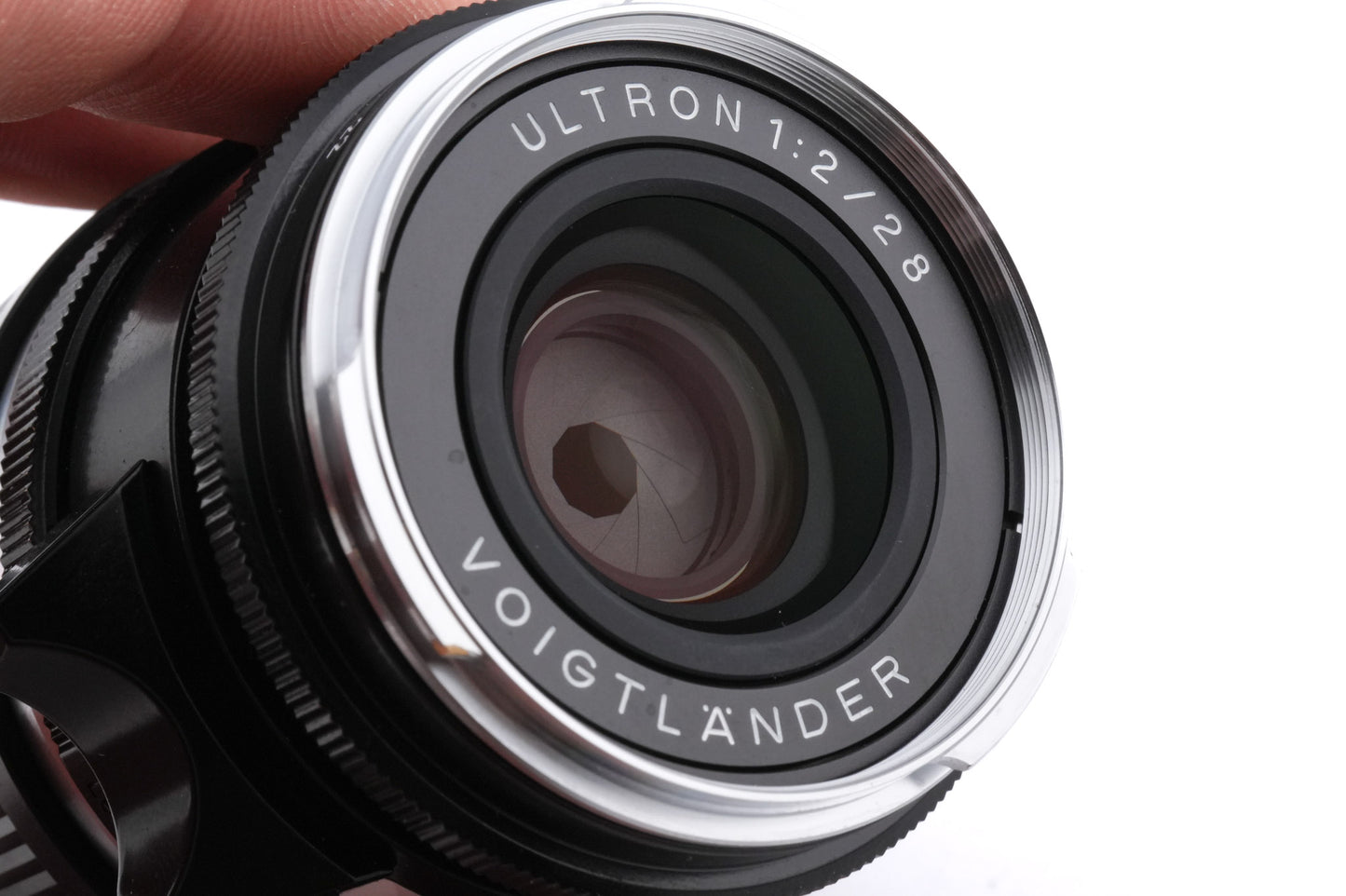 Voigtländer 28mm f2 Ultron Aspherical VM II