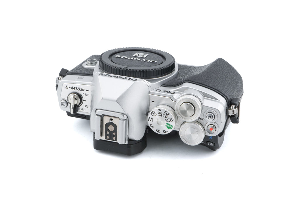 Olympus OM-D E-M10 Mark III