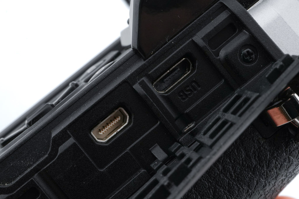 Olympus OM-D E-M10 Mark III