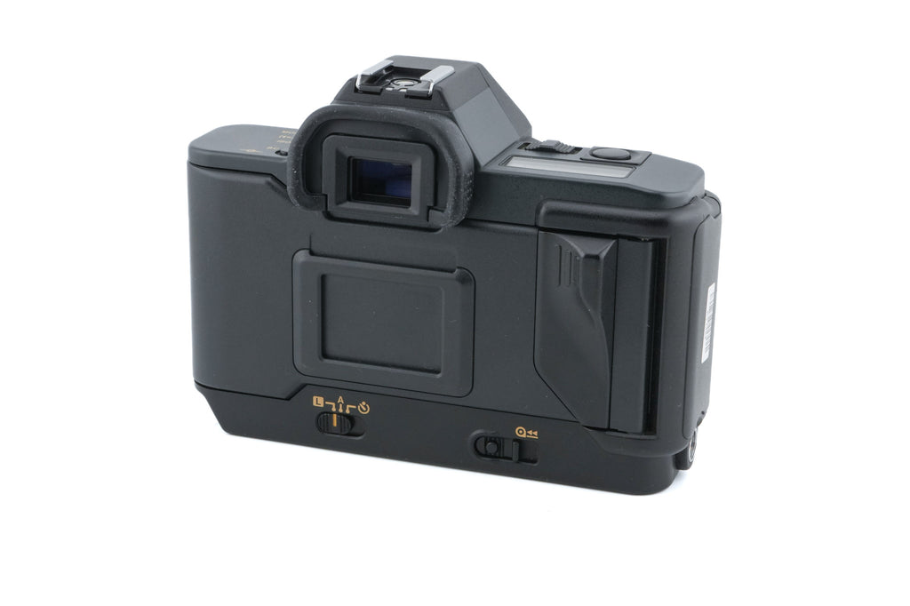 Canon T80