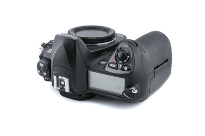 Fujifilm FinePix S5 Pro