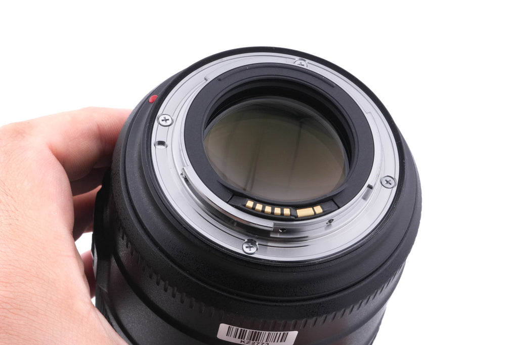 Canon 85mm f1.4 L IS USM