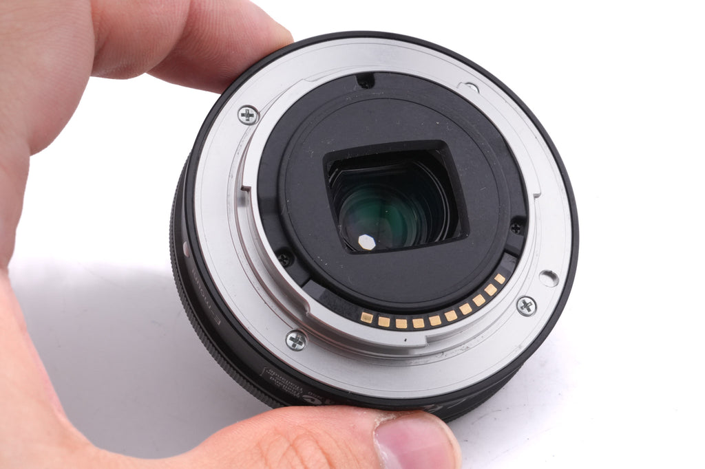 Sony 20mm f2.8 (SEL20F28)