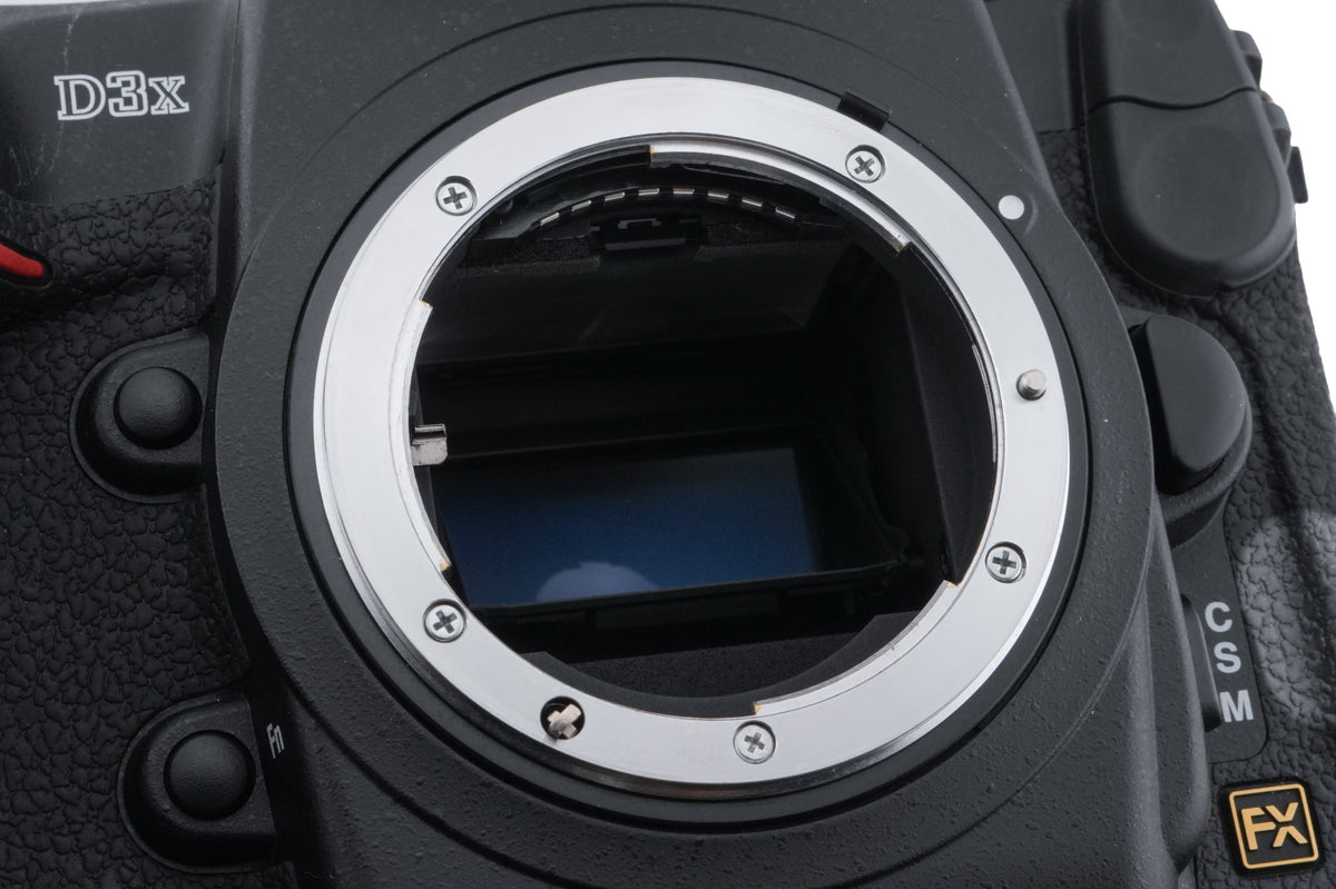 Nikon D3X