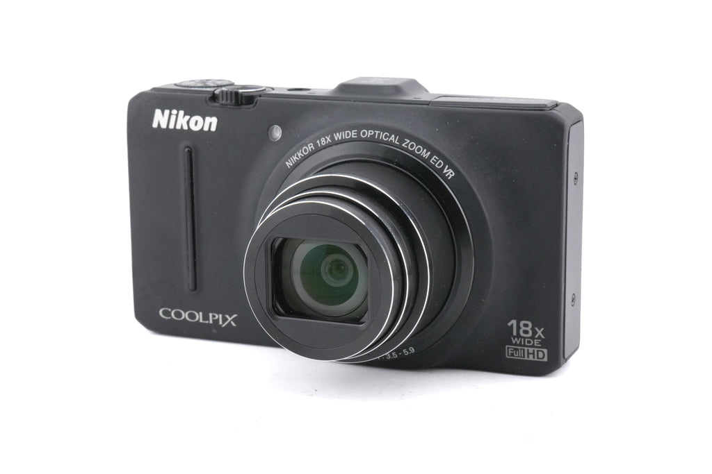 Nikon Coolpix S9300