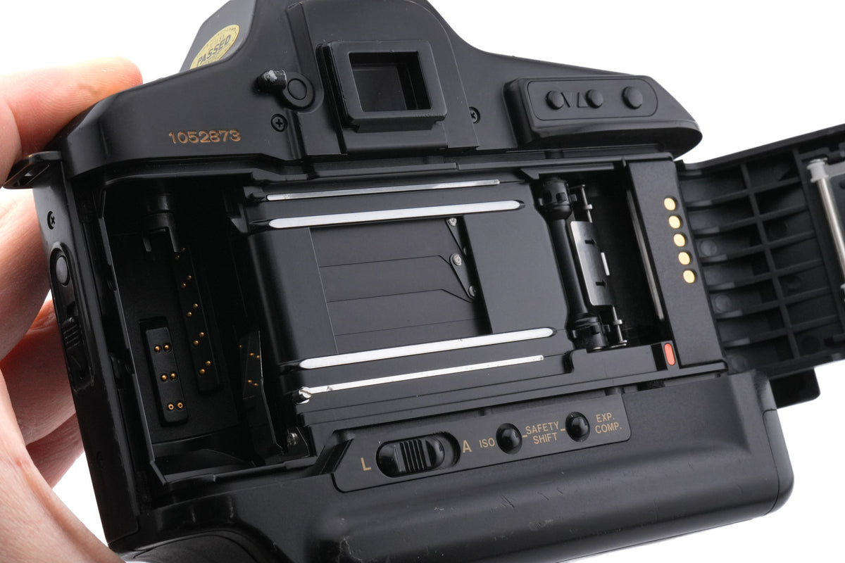 Canon T90