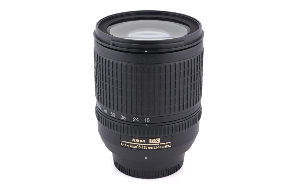 Nikon 18-135mm f3.5-5.6 AF-S Nikkor G ED