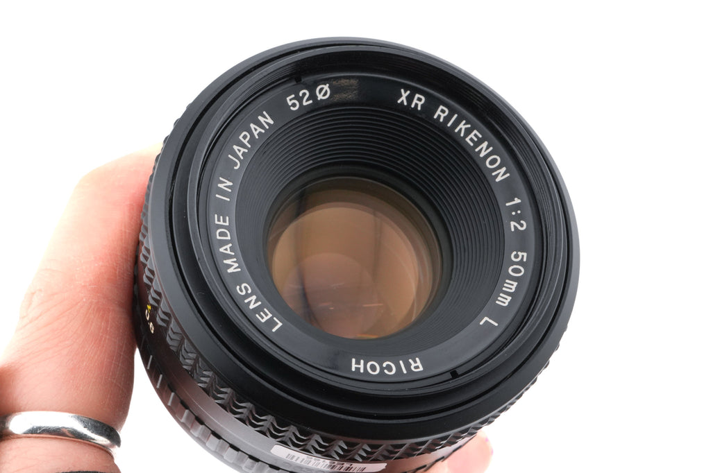 Ricoh 50mm f2 XR Rikenon L
