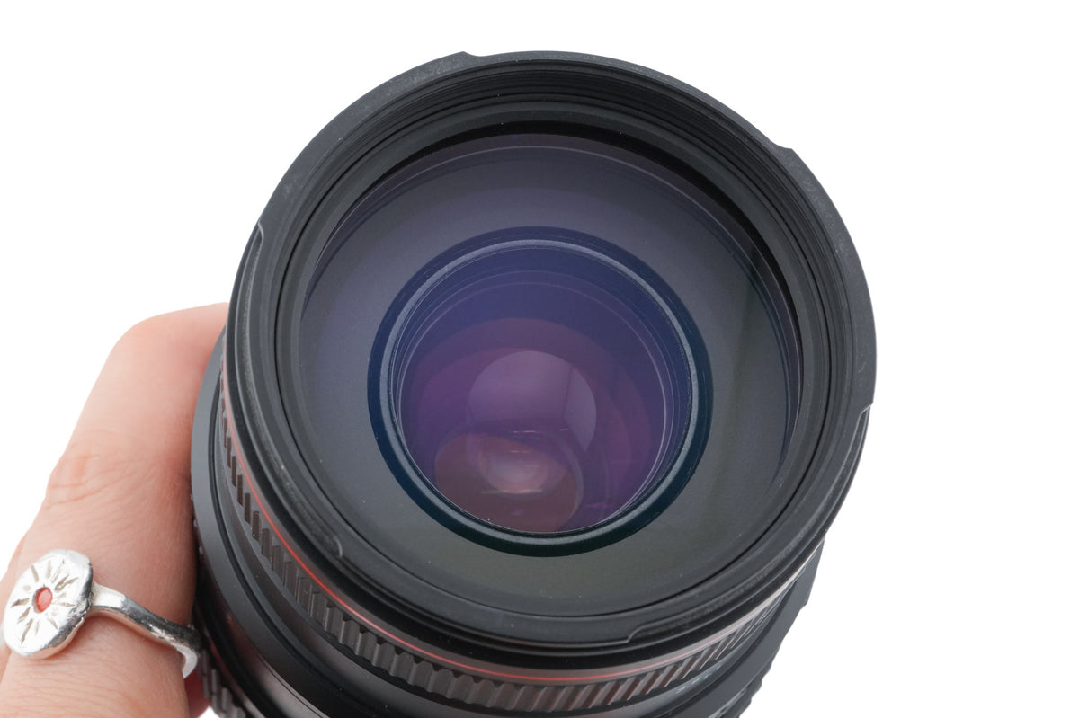 Sigma 70-300mm f4-5.6 APO Macro