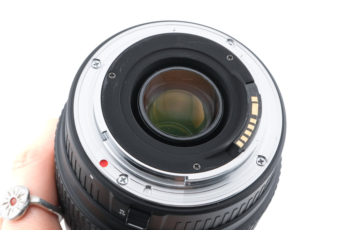 Sigma 70-300mm f4-5.6 APO Macro