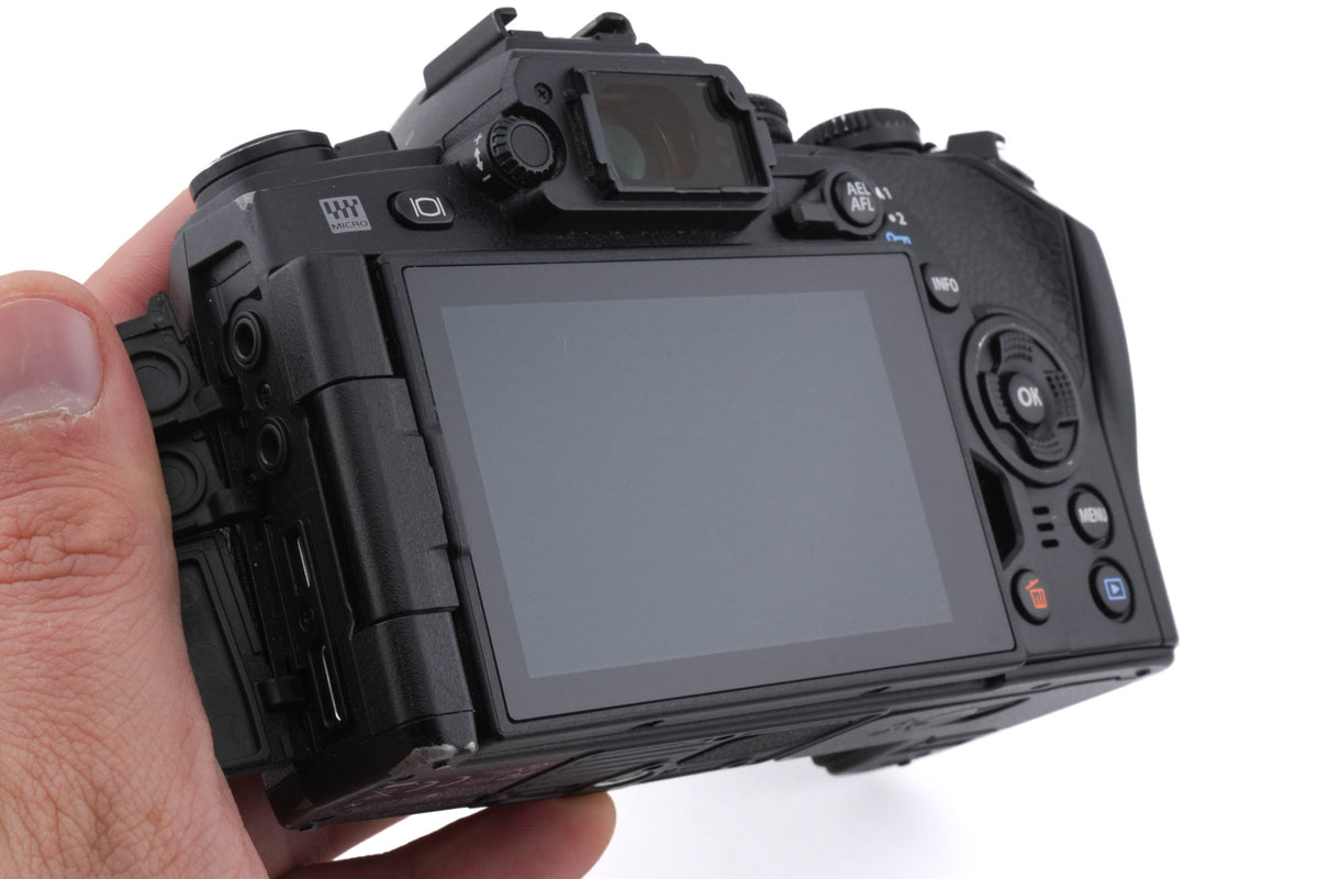 Olympus OM-D E-M1 Mark II