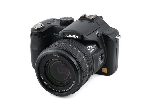 Panasonic Lumix DMC-FZ30 - Camera