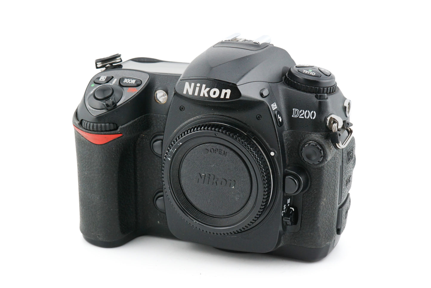 Nikon D200 - Camera