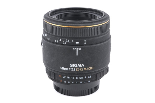 Sigma 50mm f2.8 EX DG Macro - Lens