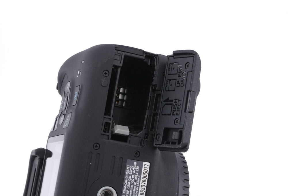 Canon EOS 2000D