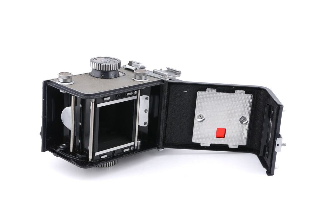 Yashica 44