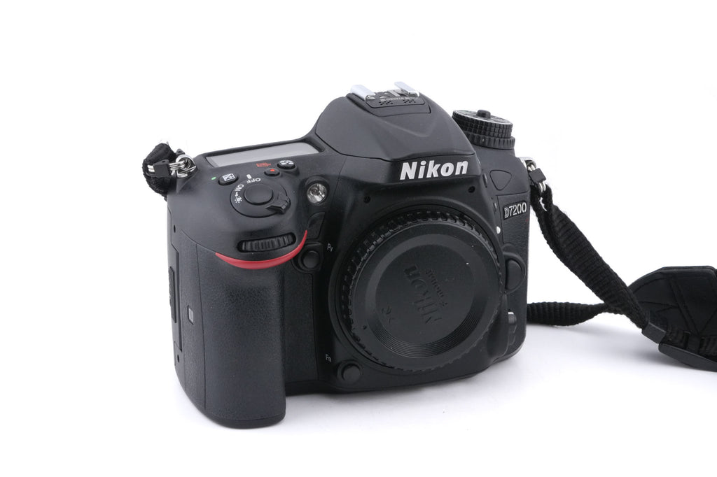 Nikon D7200