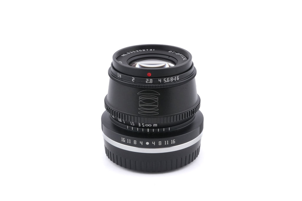 TTArtisan 35mm f1.4 DJ-Optical