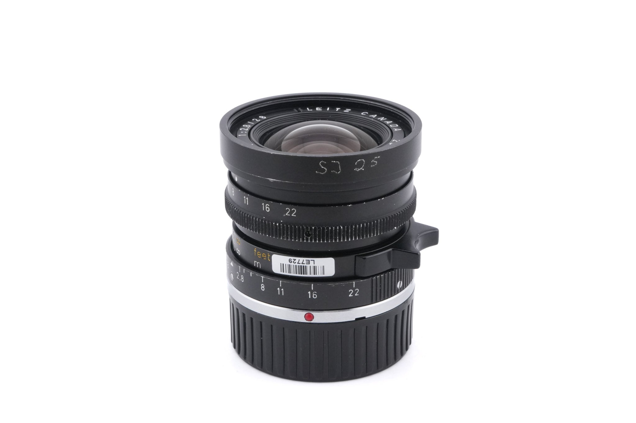 Leica 28mm f2.8 Elmarit (Type II) (11802) + Lens Hood (21mm f3.4 / 28mm f2.8) (12501)