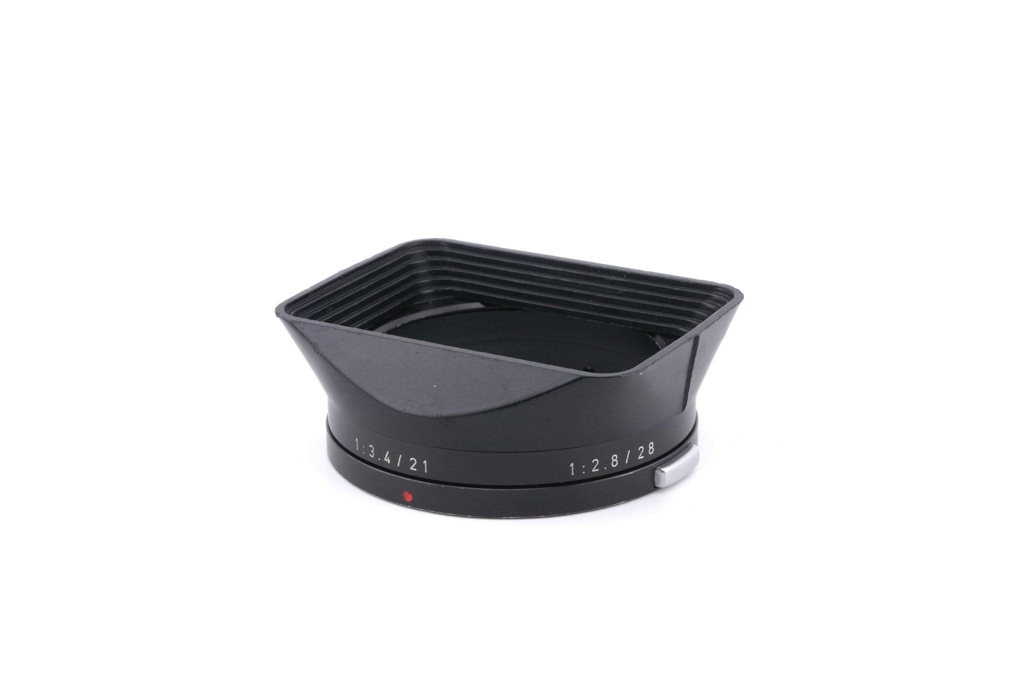Leica 28mm f2.8 Elmarit (Type II) (11802) + Lens Hood (21mm f3.4 / 28mm f2.8) (12501)