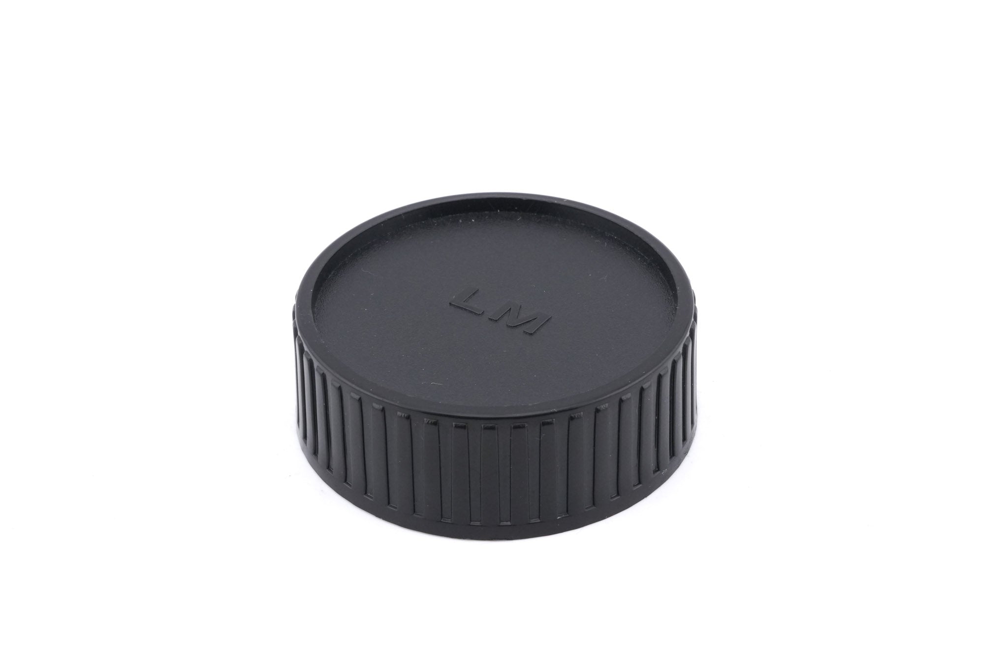 Leica 28mm f2.8 Elmarit (Type II) (11802) + Lens Hood (21mm f3.4 / 28mm f2.8) (12501)