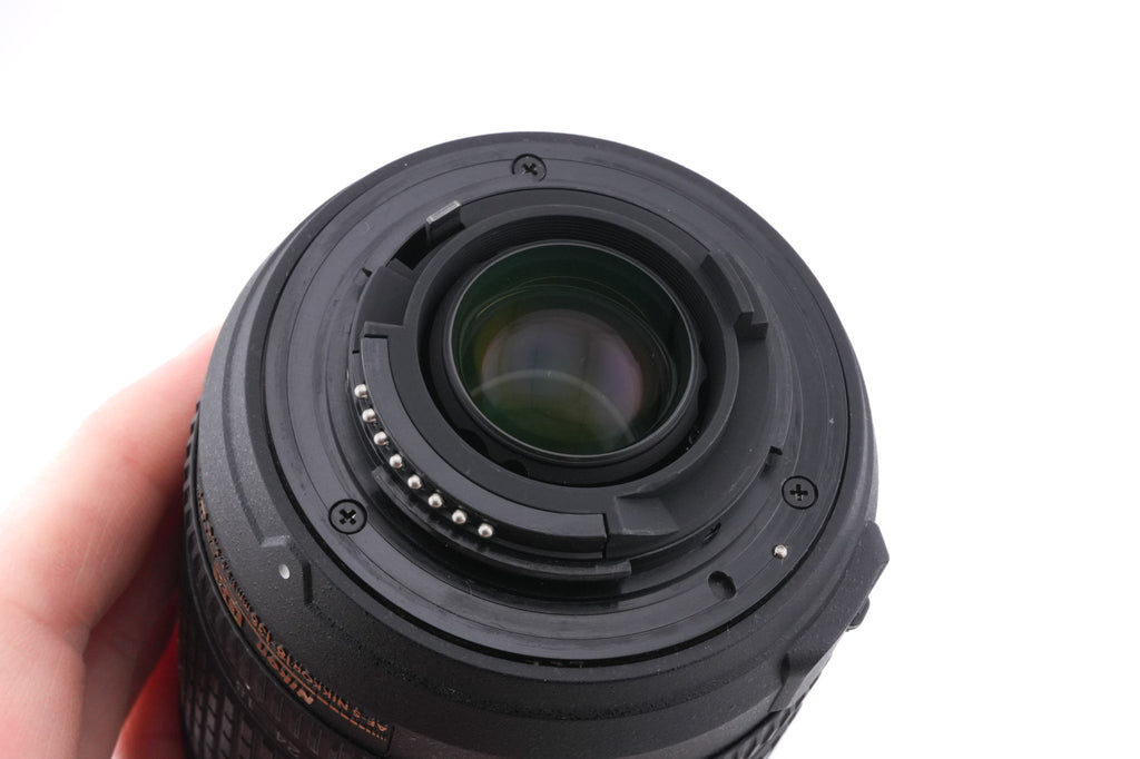 Nikon 18-135mm f3.5-5.6 AF-S Nikkor G ED