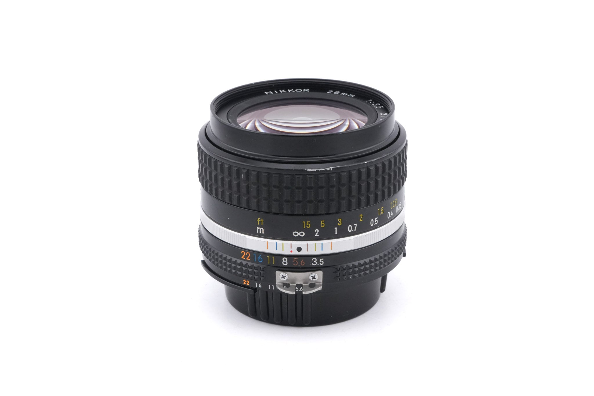 Nikon 28mm f3.5 Nikkor AI-S