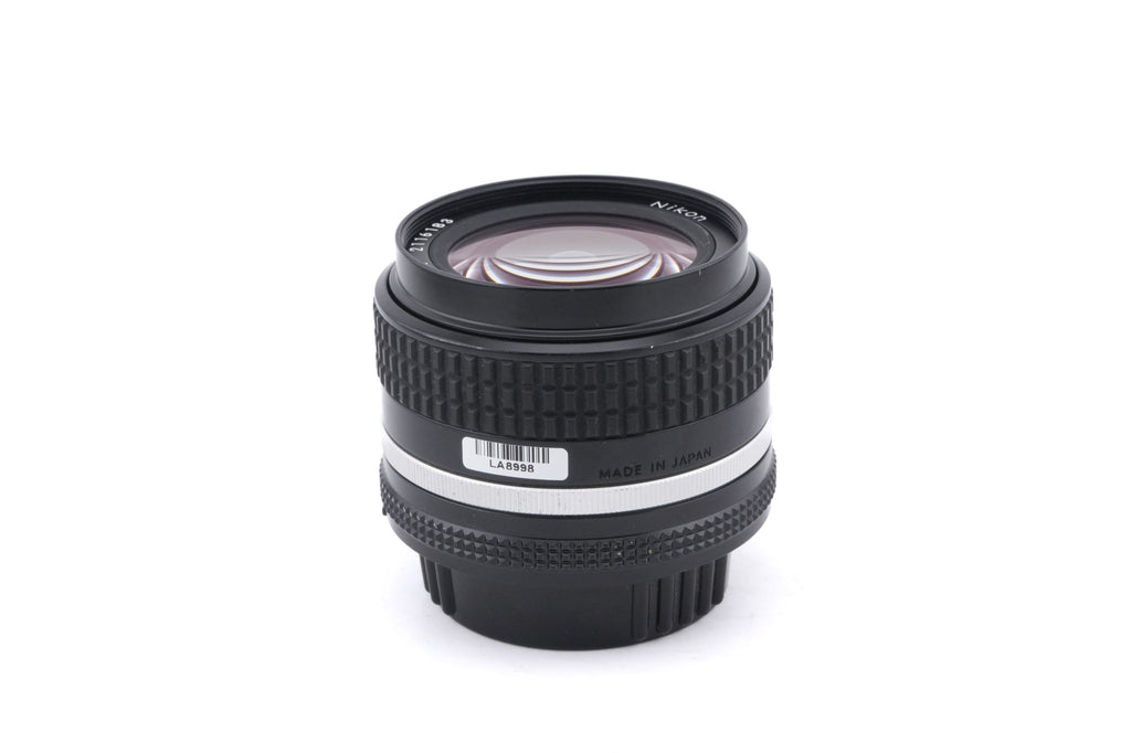Nikon 28mm f3.5 Nikkor AI-S