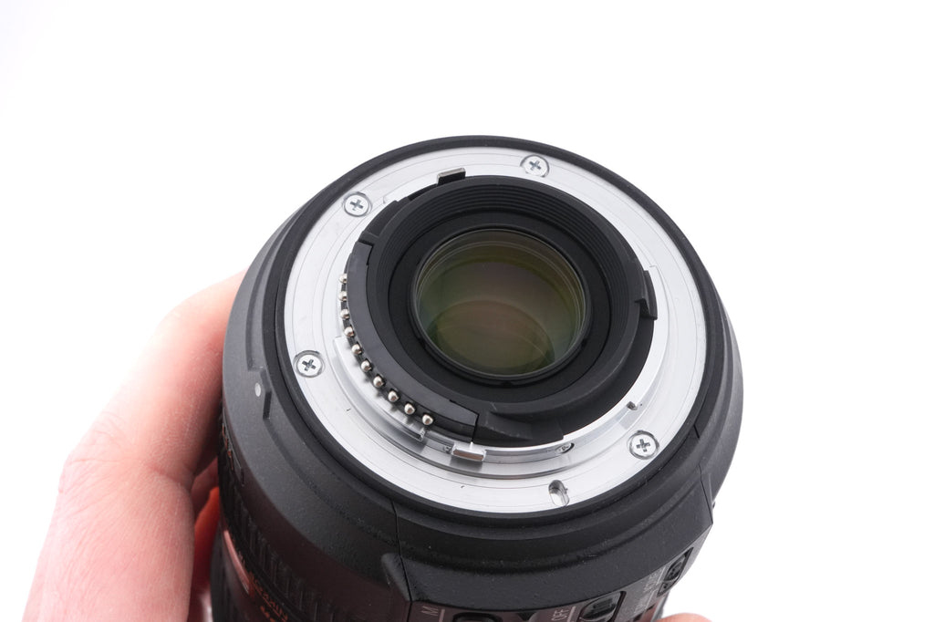 Nikon 18-200mm f3.5-5.6 AF-S Nikkor G II ED VR