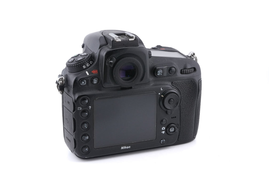 Nikon D810