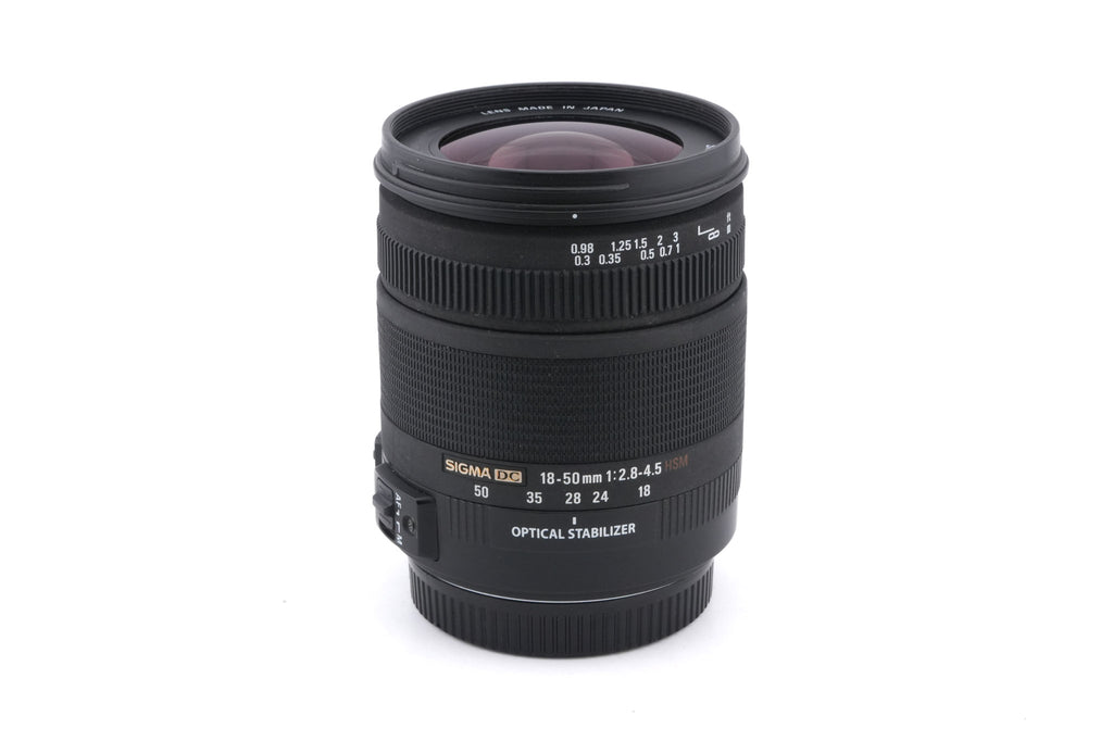 Sigma 18-50mm f2.8-4.5 DC OS HSM