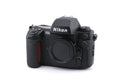 Nikon F100