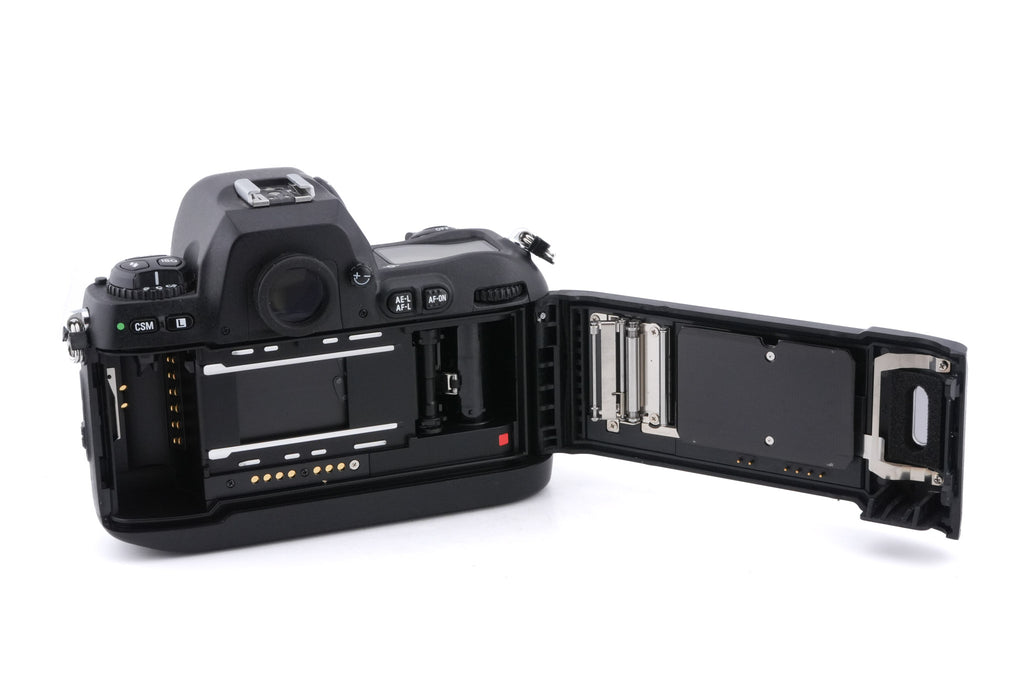 Nikon F100