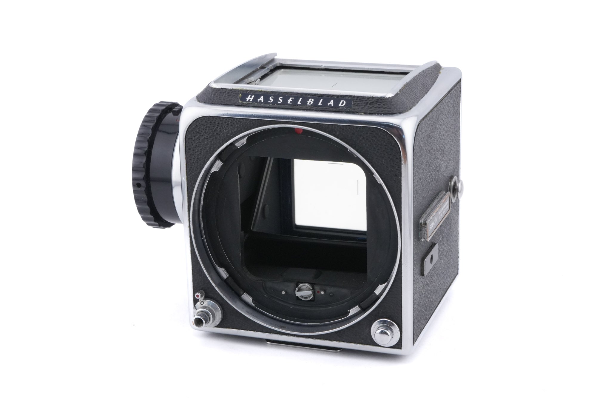 Hasselblad 500C/M (Silver, 10026) + Standard Focusing Screen (42161) + Standard Winding Knob (44024) + A12 Film Magazine (Silver, 30074) + Waist Level Finder (Old / Silver, 42021)
