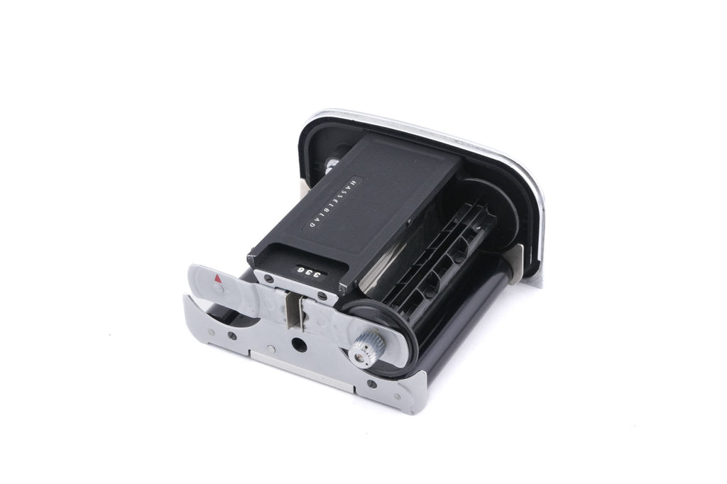 Hasselblad 500C/M (Silver, 10026) + Standard Focusing Screen (42161) + Standard Winding Knob (44024) + A12 Film Magazine (Silver, 30074) + Waist Level Finder (Old / Silver, 42021)