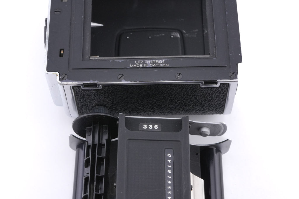 Hasselblad 500C/M (Silver, 10026) + Standard Focusing Screen (42161) + Standard Winding Knob (44024) + A12 Film Magazine (Silver, 30074) + Waist Level Finder (Old / Silver, 42021)