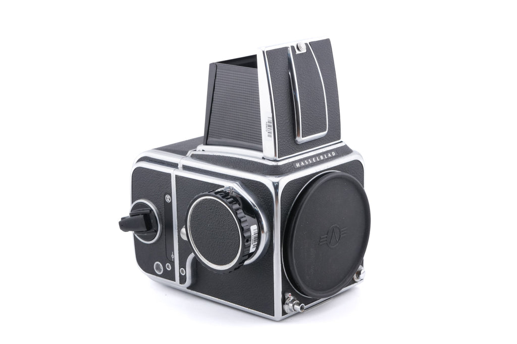 Hasselblad 500C/M (Silver, 10026) + Standard Winding Knob (44024) + Waist Level Finder (Old / Silver, 42021) + A12 Film Magazine (Silver, 30074) + Standard Focusing Screen (42161)