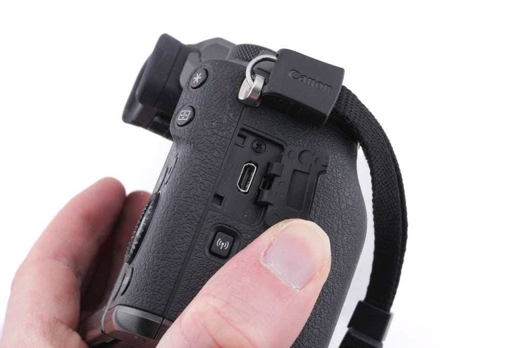 Canon EOS M5