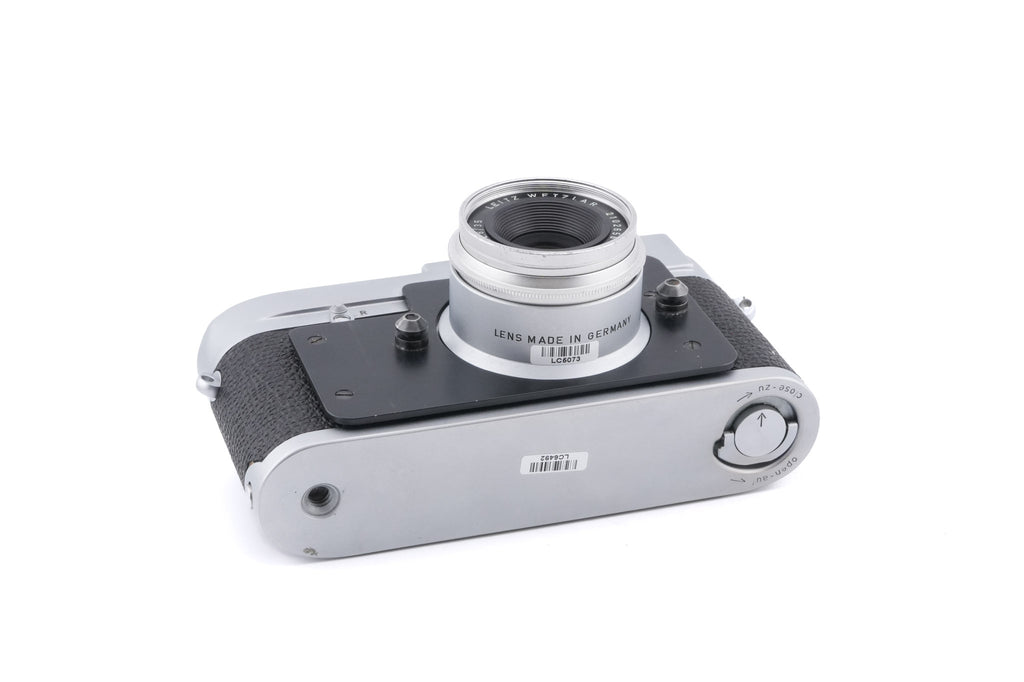 Leica MD Postcamera (24 x 36mm) + 35mm f2.8 Summaron (Postcamera)