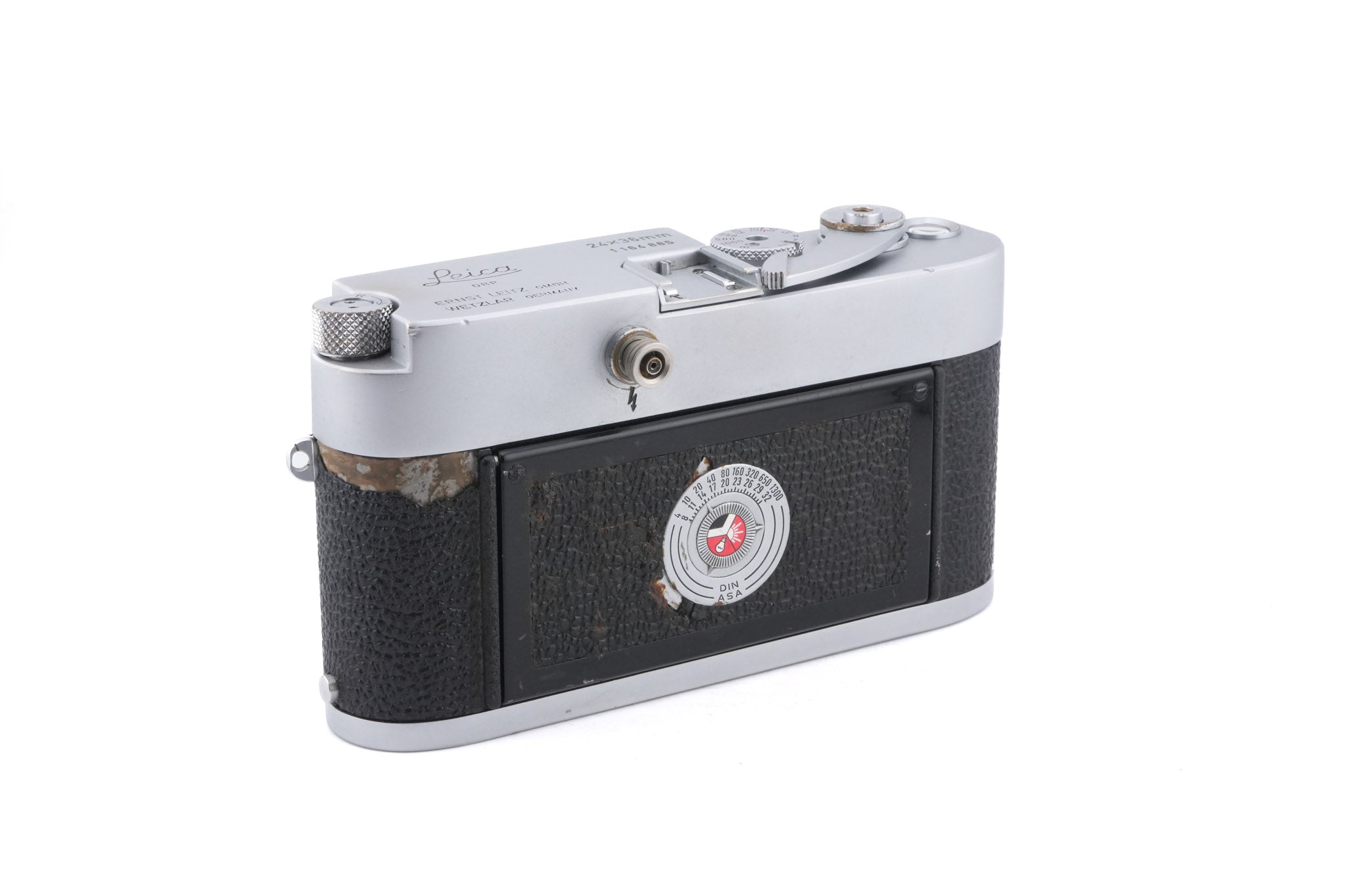 Leica MD Postcamera (24 x 36mm) + 35mm f2.8 Summaron (Postcamera)