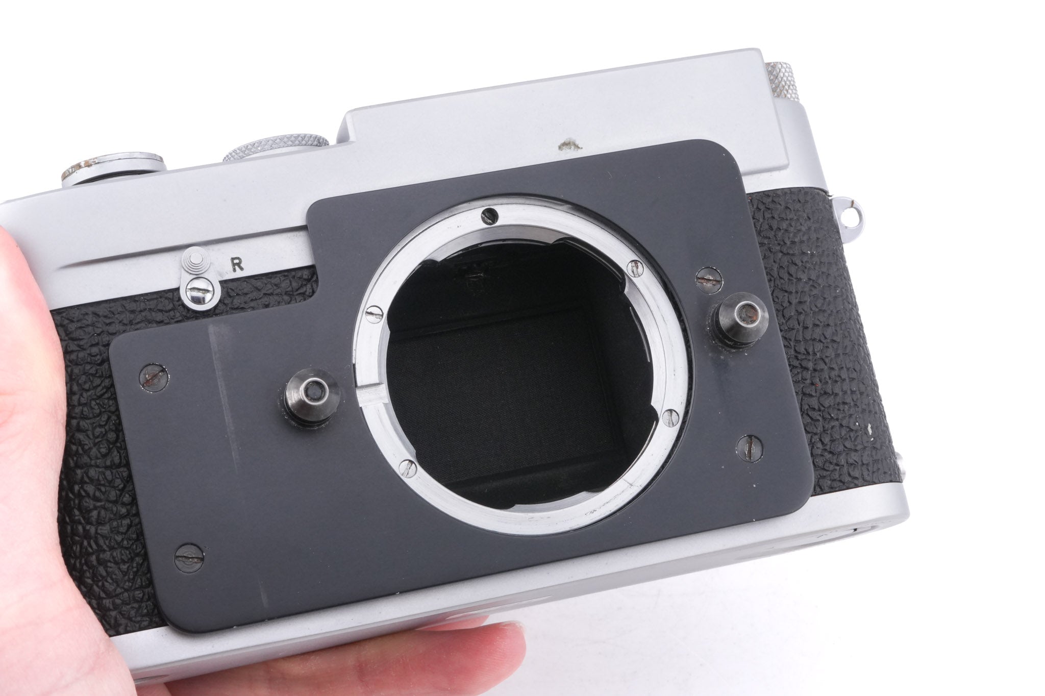 Leica MD Postcamera (24 x 36mm) + 35mm f2.8 Summaron (Postcamera)
