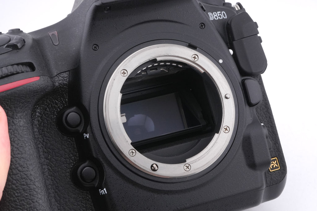 Nikon D850