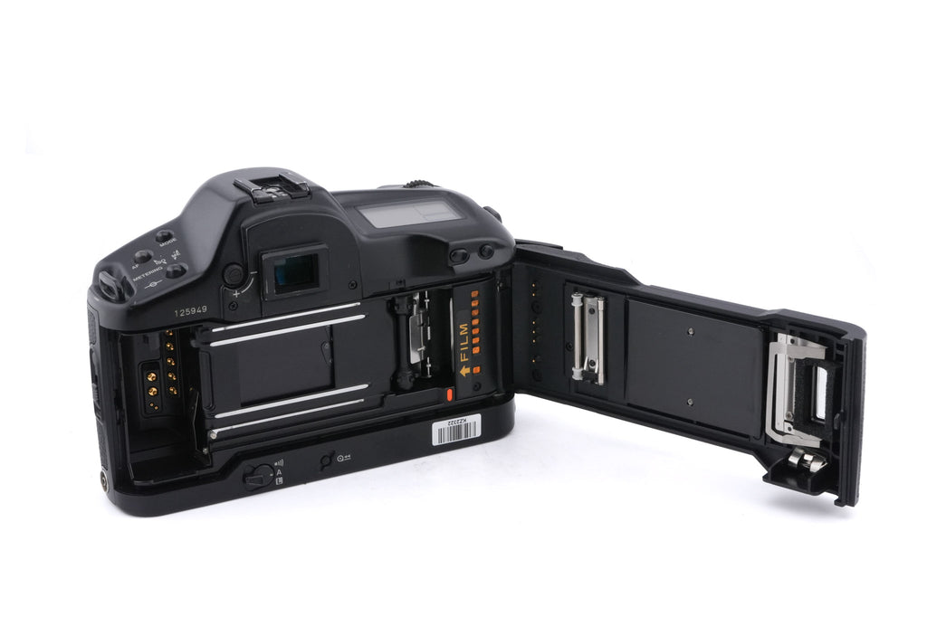 Canon EOS-1 + BP-E1 Battery Pack
