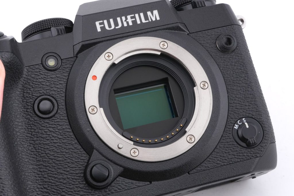 Fujifilm X-H1 + EF-X8 Flash