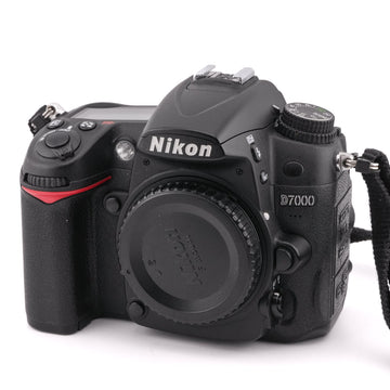 Nikon D7000