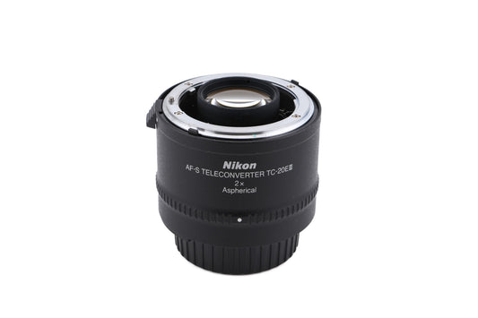 Nikon TC-20E III 2x AF-S Teleconverter