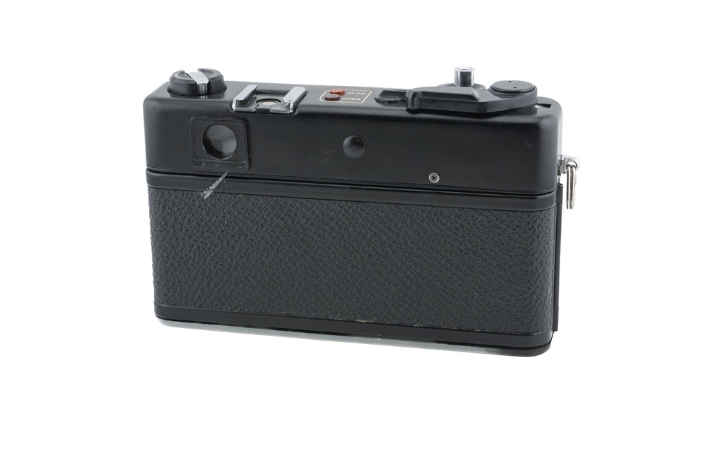 Yashica MG-1