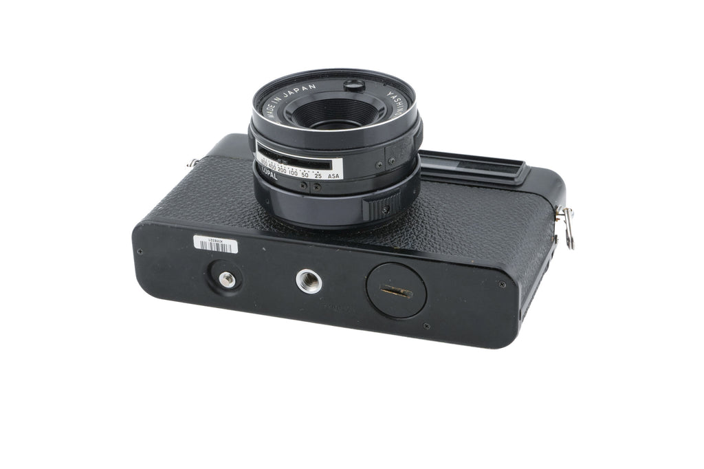 Yashica MG-1
