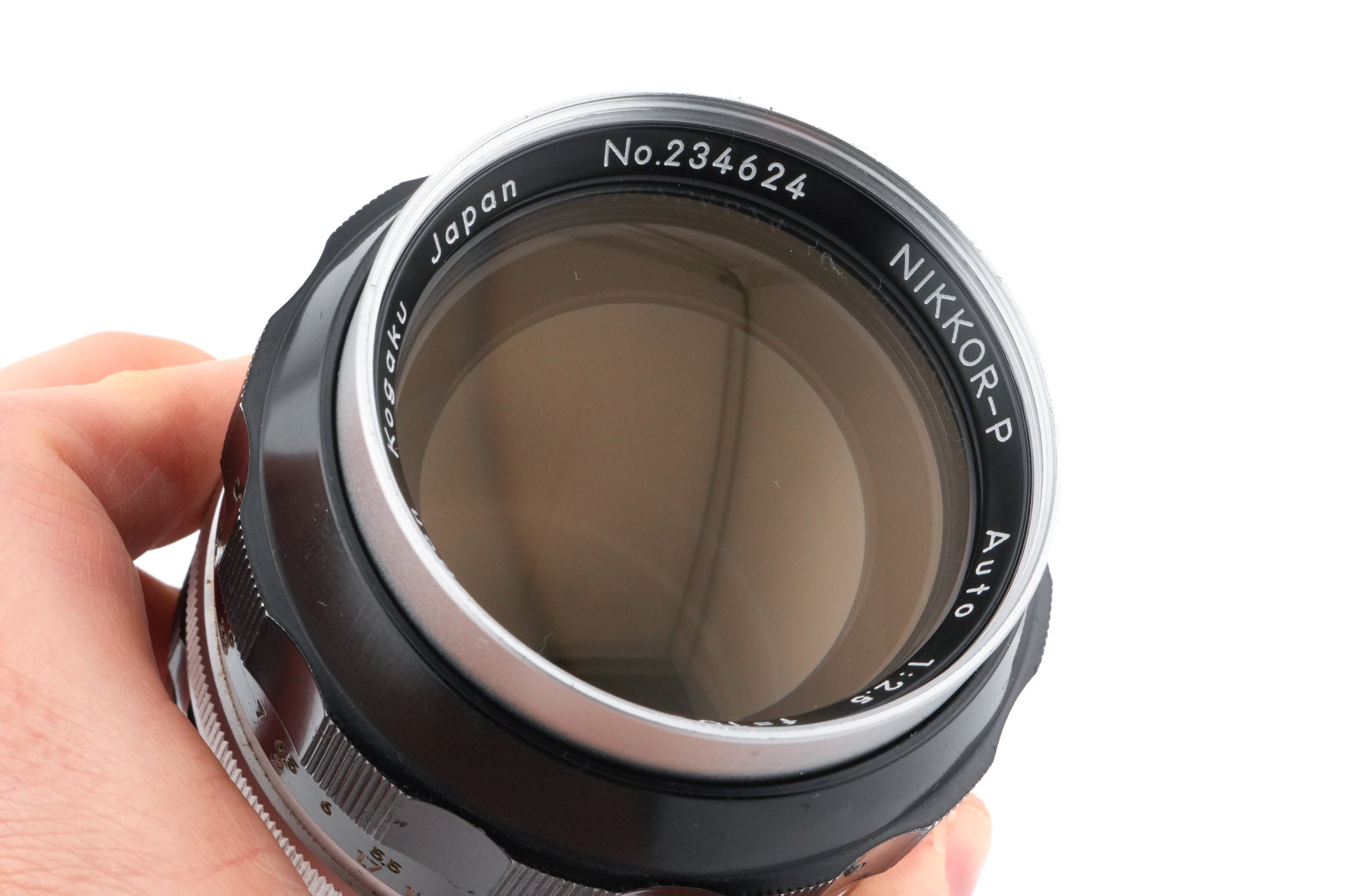 Nikon 105mm f2.5 Nikkor-P Auto Pre-AI